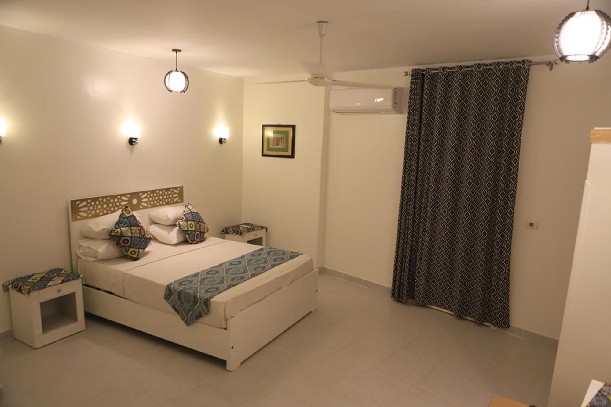 Amon Hotel ลักซอร์ ภายนอก รูปภาพ